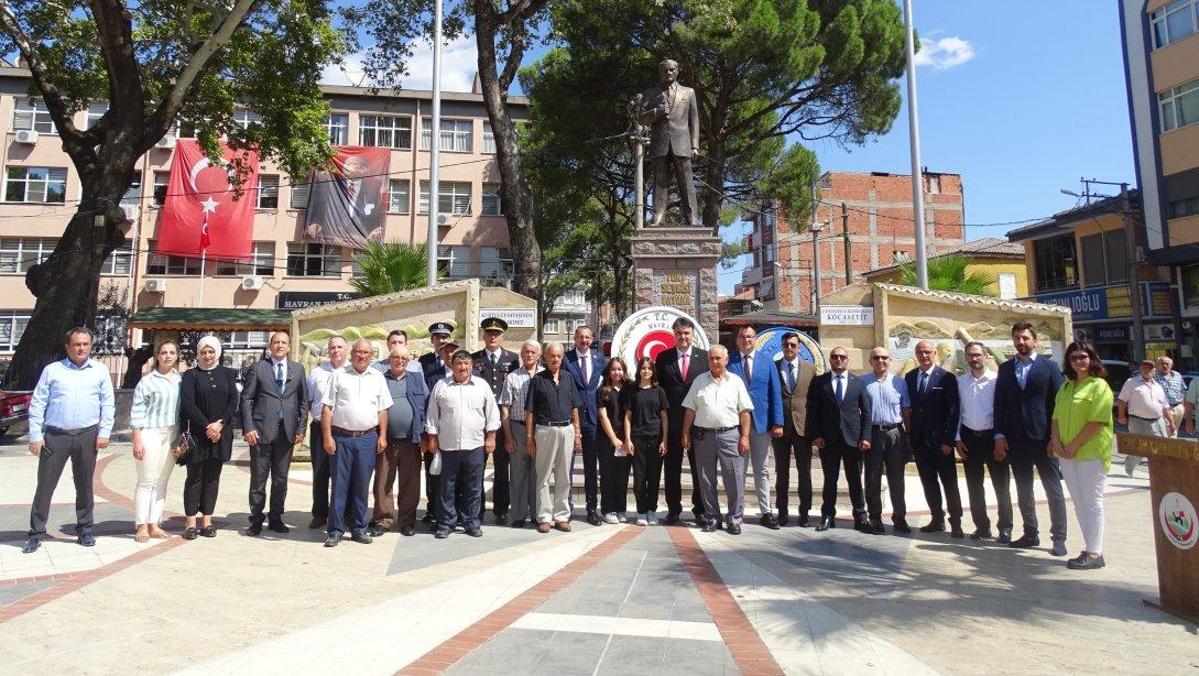 İLÇEMİZDE 30 AĞUSTOS ZAFER BAYRAMI TÖRENLE KUTLANDI