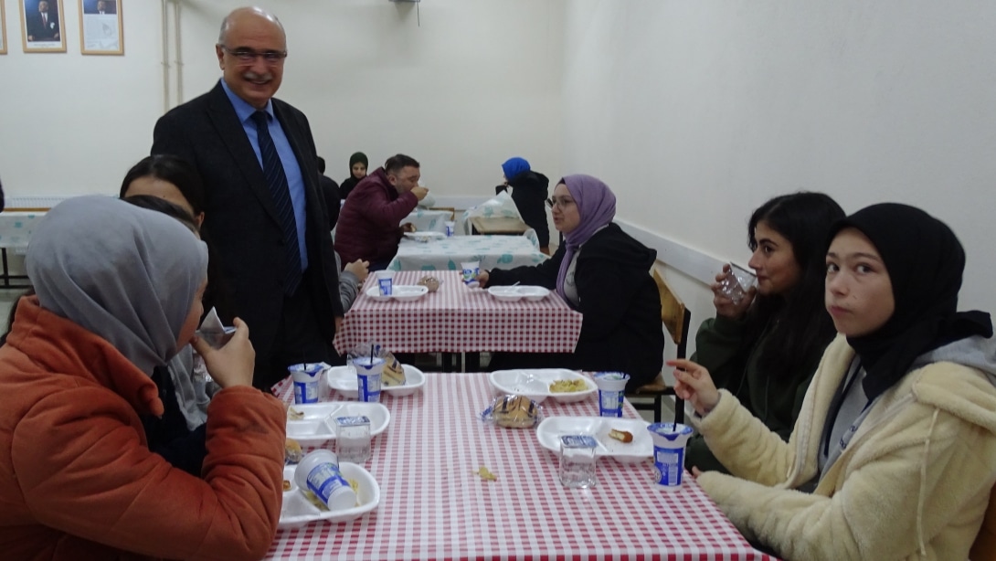 MUZAFFER LEMAN AKPINAR MESLEKÎ VE TEKNİK ANADOLU LİSESİ MUTFAĞINA ZİYARET